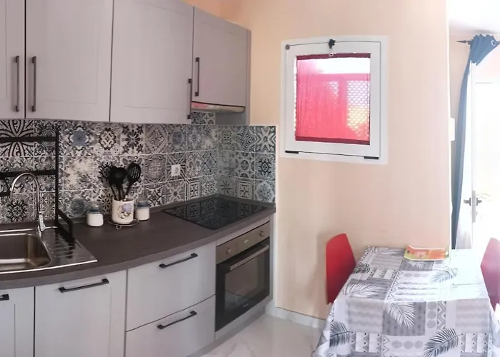 דירה Sabrihome